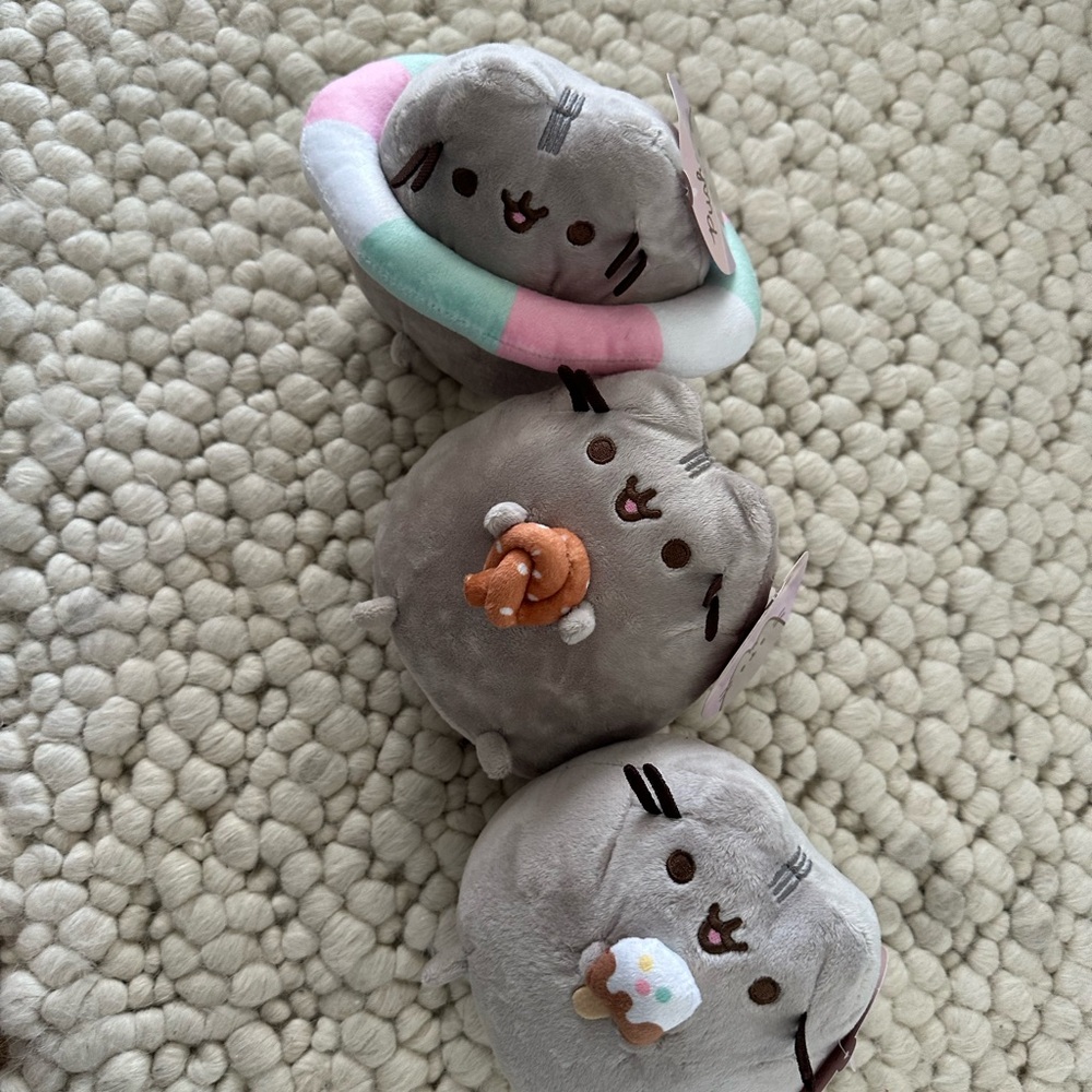 Pusheen Gray Stuffed Animals with Cute Accessories
